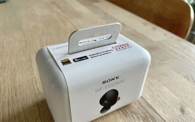Słuchawki Sony WF-1000XM4