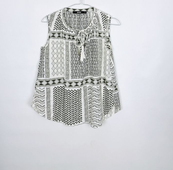 Bluzka boho bez rękawów w geometryczne wzory XS 34 Bik Bok