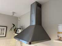 Okap kuchenny Ariston Hotpoint
