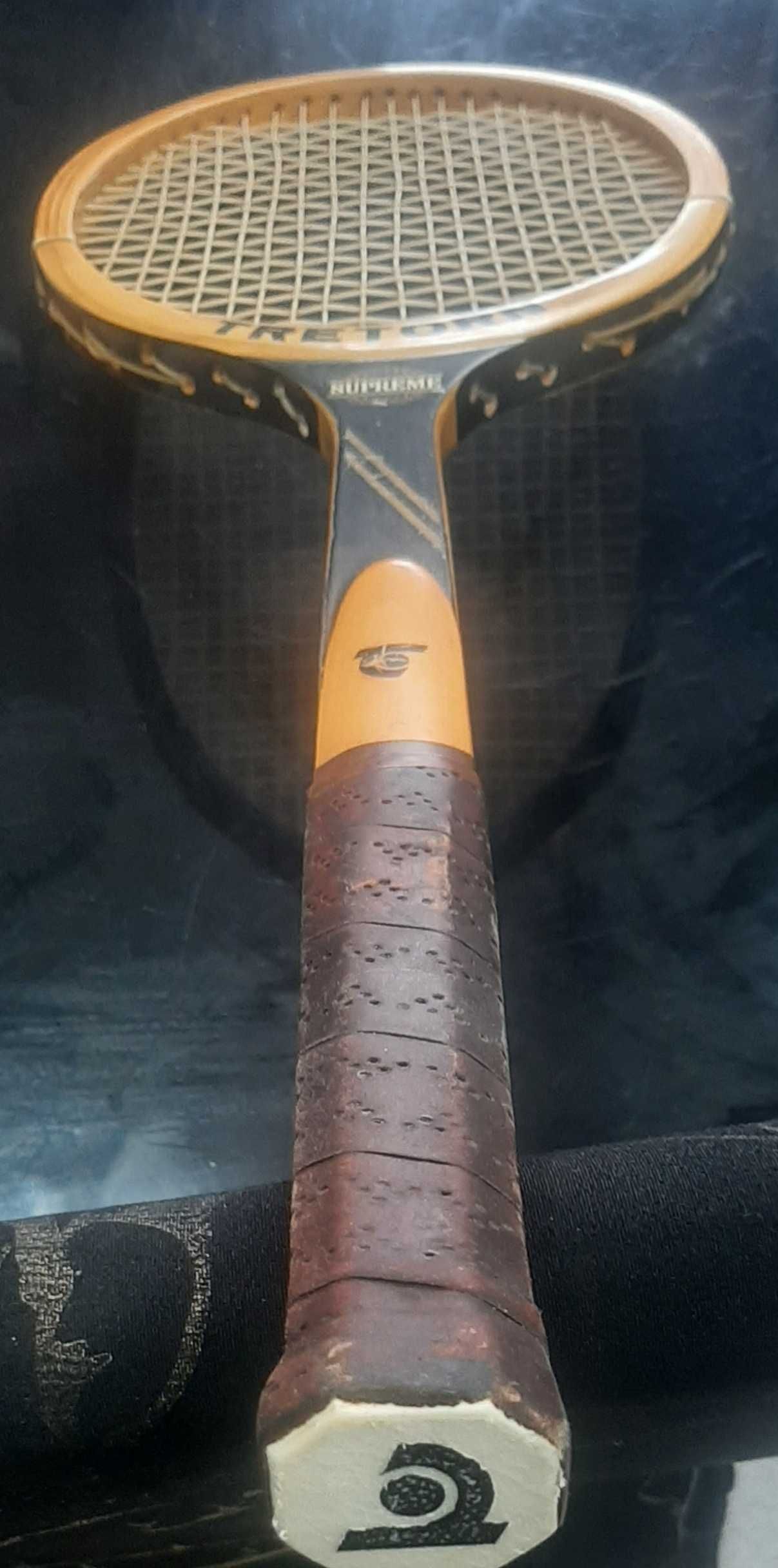 Raquet tens  muito antigo 70.€