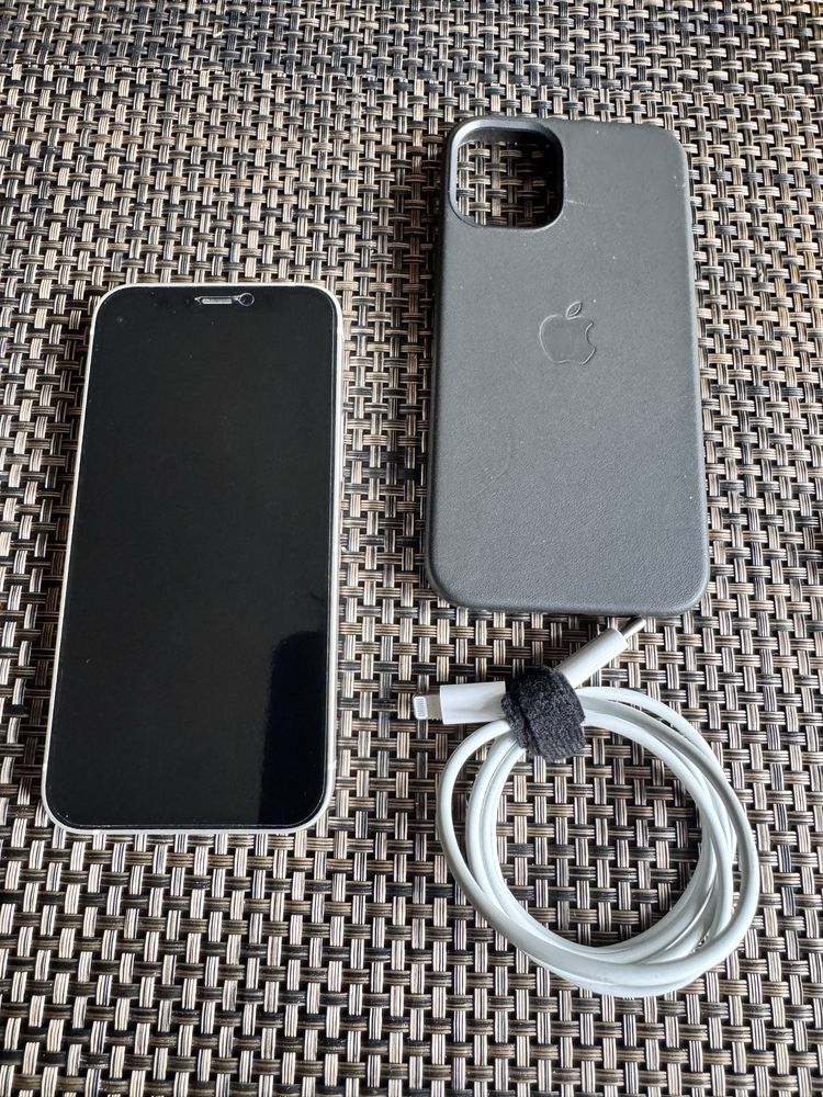 Iphone 12 mini 256 gb, biały plus leathercase