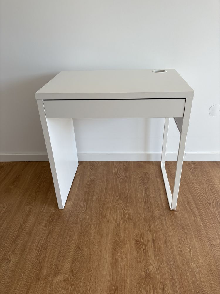 Mesa secretaria ikea 73x50cm
