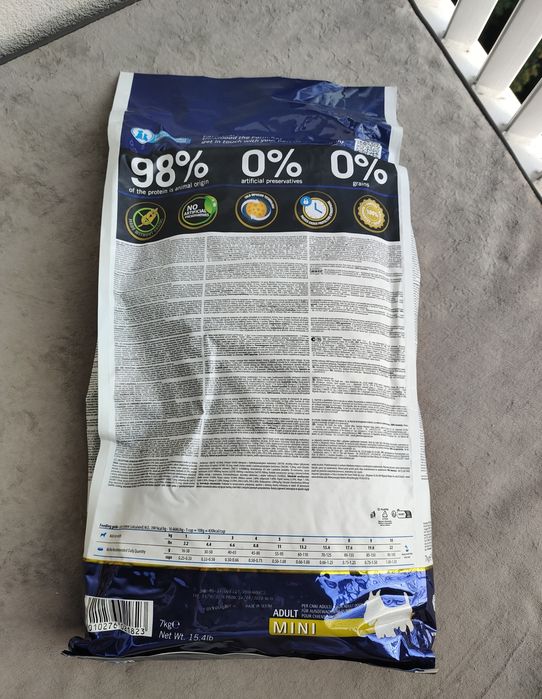 7 kg Farmina N&D Grain Free Adult Medium & Maxi, jagnięcina i borówki