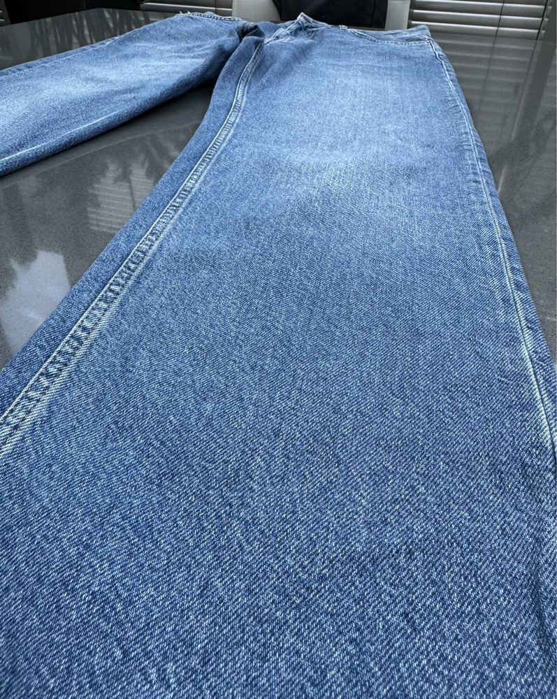 Bershka jeansy mlodziezowe / meskie typu baggy 40 stan idealny