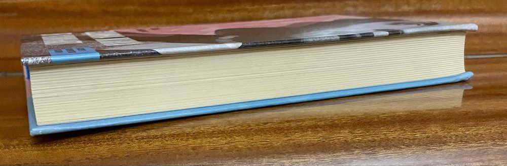 “Єдина жінка в кімнаті” Марі Бенедикт