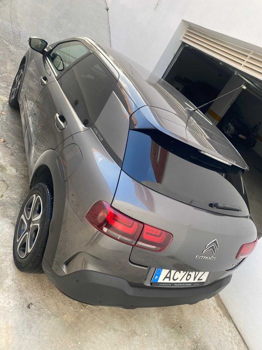 Citroen C4 bem conservado!