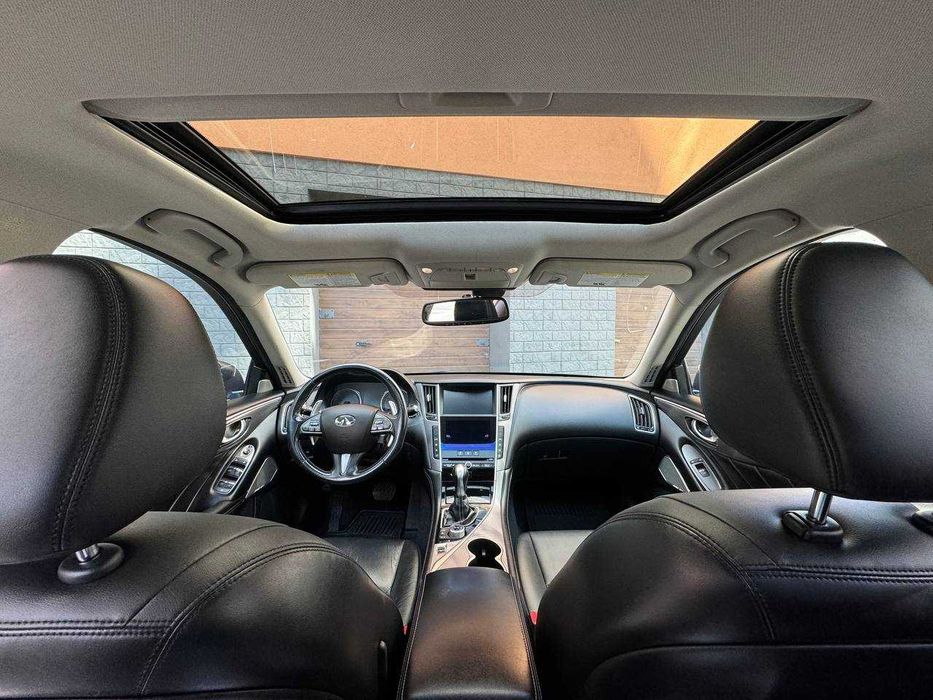 Infiniti Q50 2016 3.0