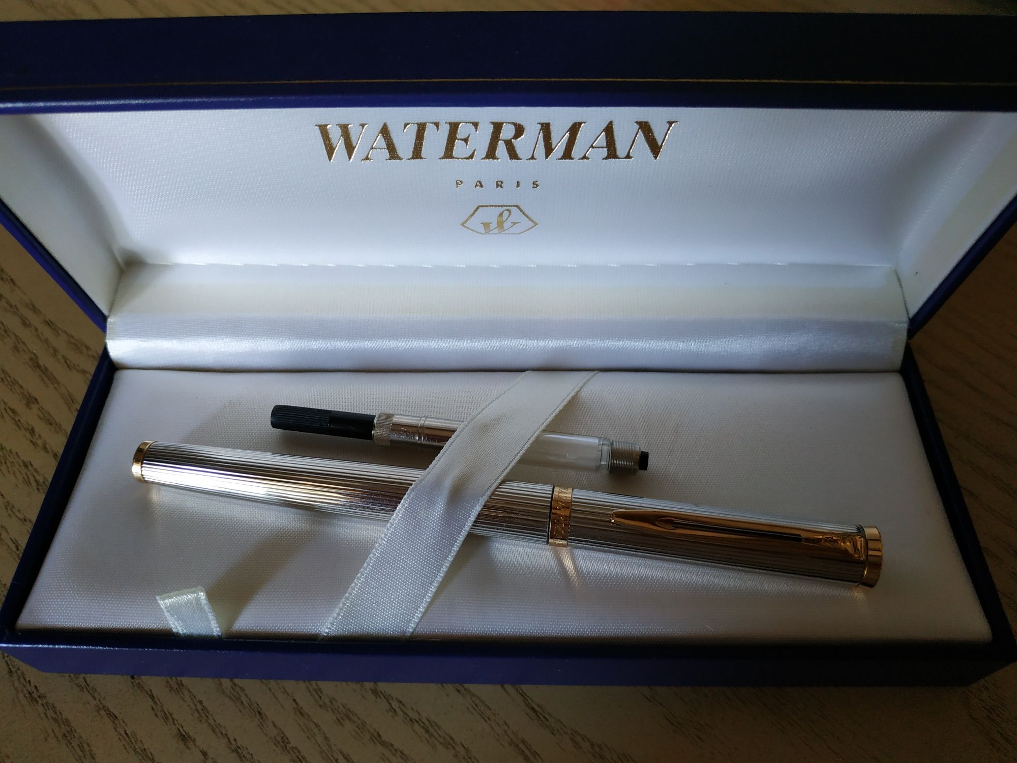 Ручка Waterman з золотим пером