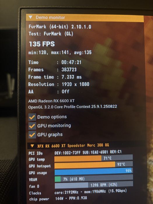 KOMPUTER R5 5500, RX 6600XT 8GB, 16GB RAM, M.2 256GB