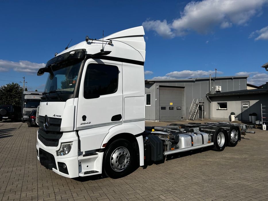 Mercedes-Benz  ACTROS 2542 Rama BDF