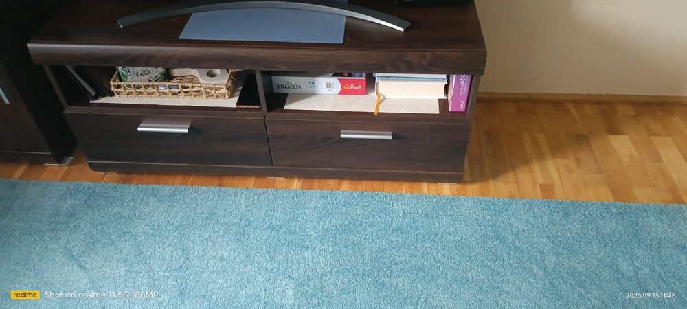 Szafka RTV i witryna