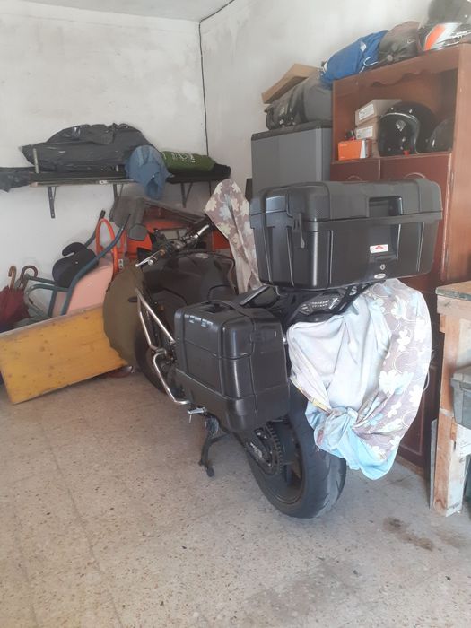 Vendo Yamaha traser 900