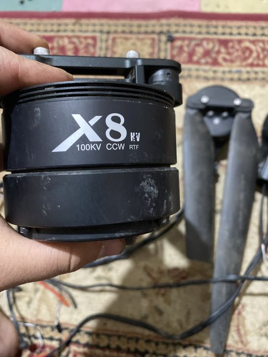 Продам мотори HOBBYWING X8 100KV 4 шт