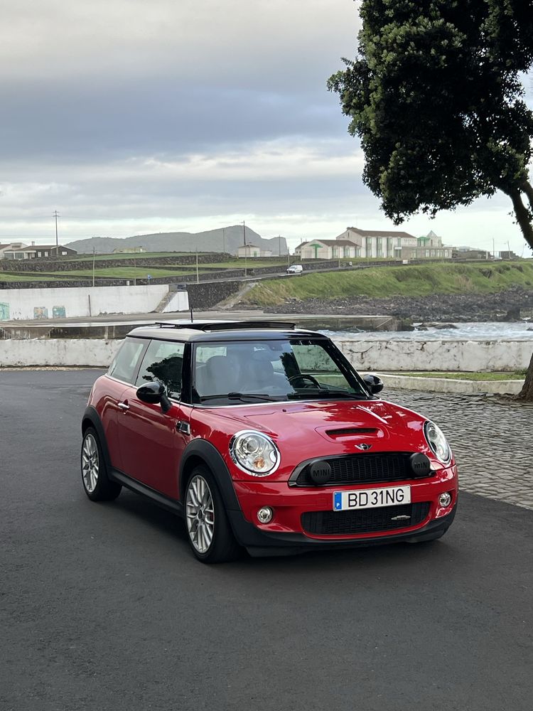 Mini JCW (211cv)