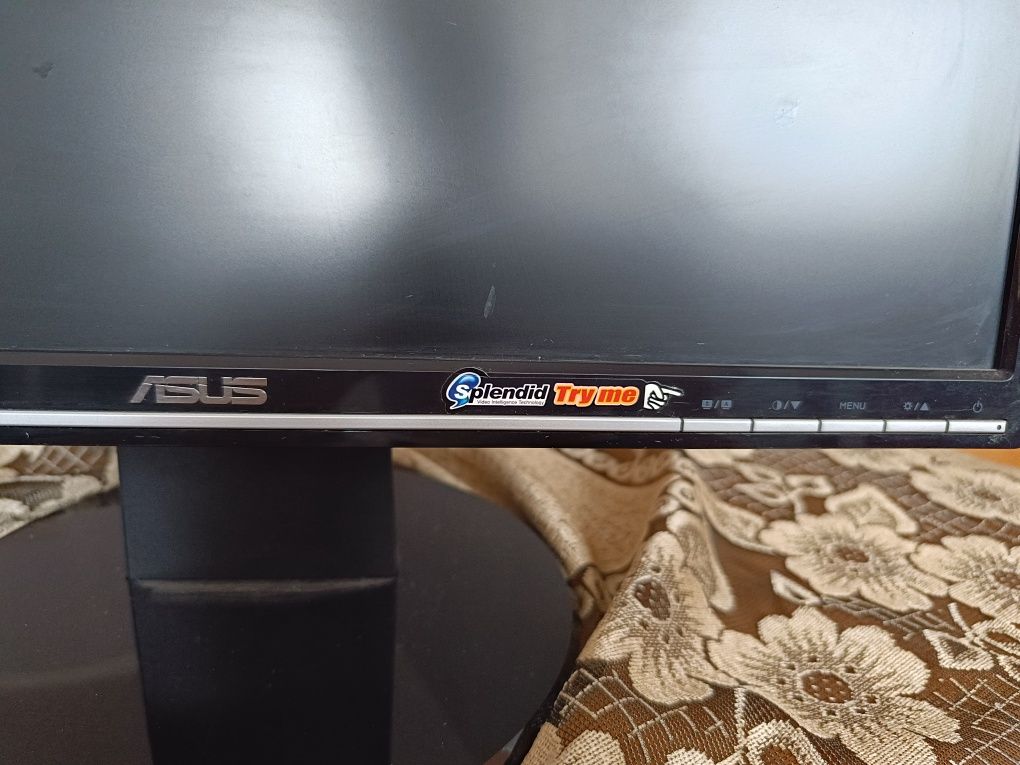 Monitor do komputera