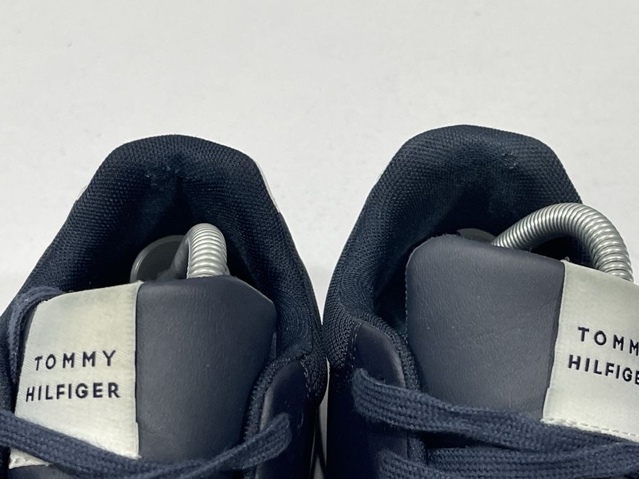 TOMMY HILFIGER 43 27.5см.  Кросівки