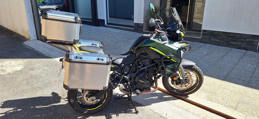 Benelli TRK 702X
