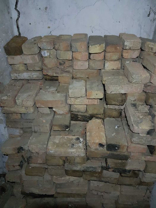 Кирпич б/у жовтий