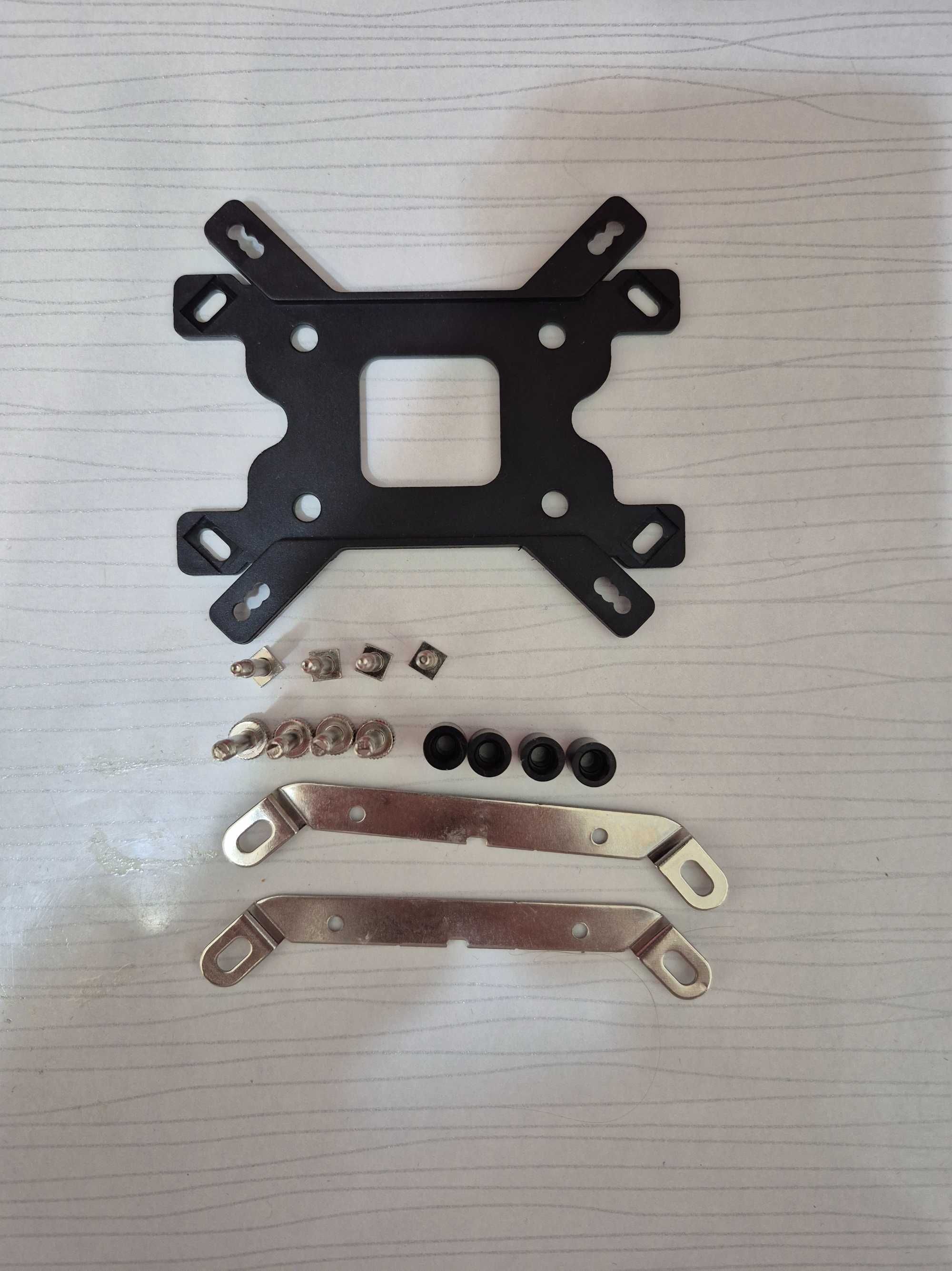 Chłodzenie wodne AIO 240mm – LGA2011-3, komplet z zestawem montażowym