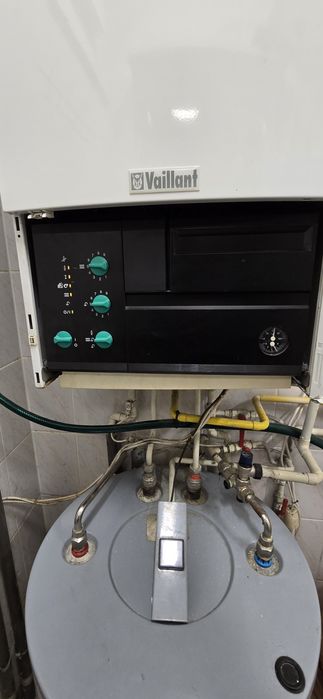 Piec c.o. vaillant plus zasobnik c.w.