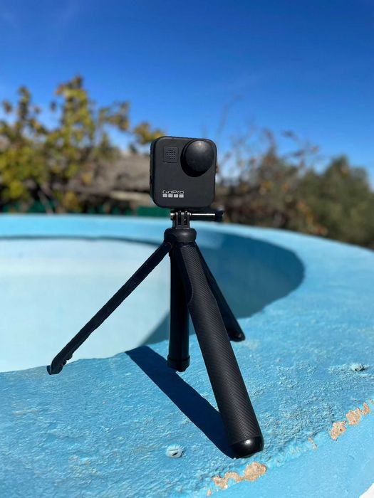 Vendo GoPro Max 360 + Selfie Stick