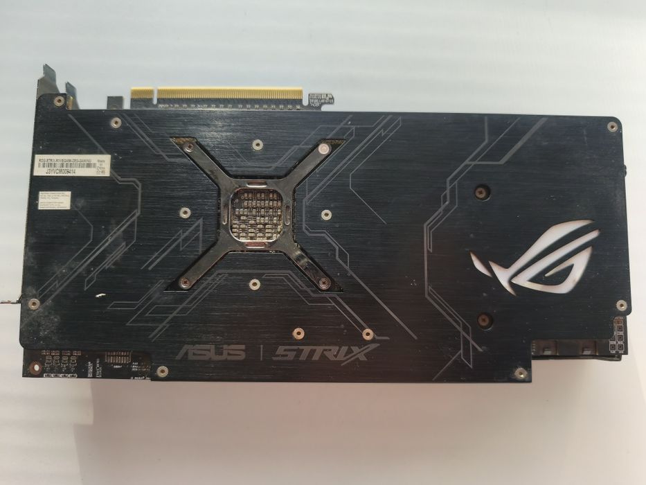 Gráfica ASUS ROG Strix RX VEGA 56 - 8Gb HBM2