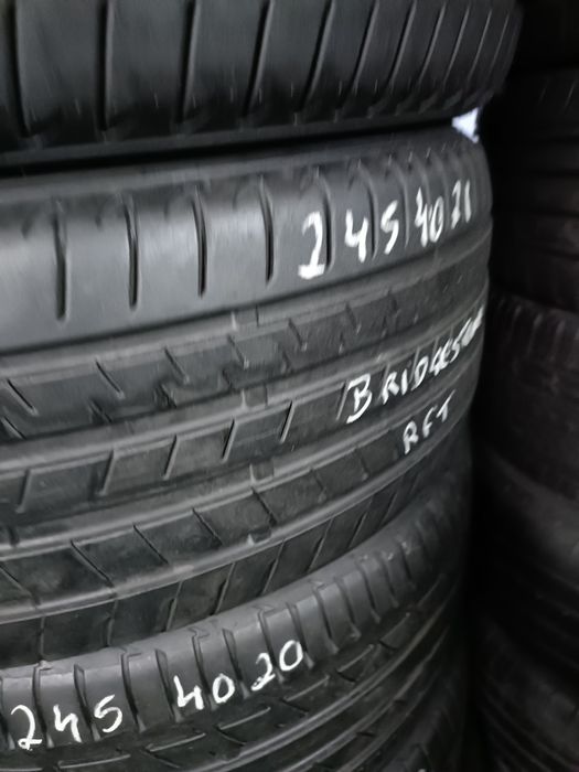 Pneus 245/40/21 RFT