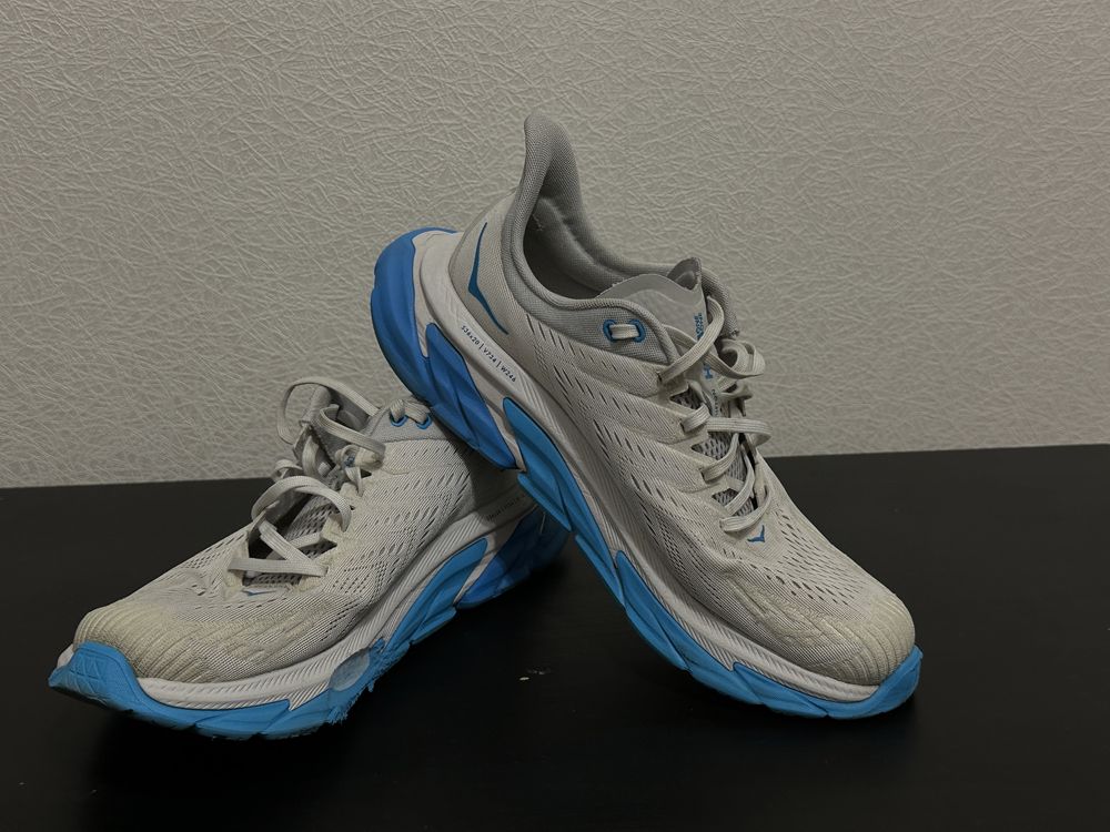 Hoka One One  44 розмір