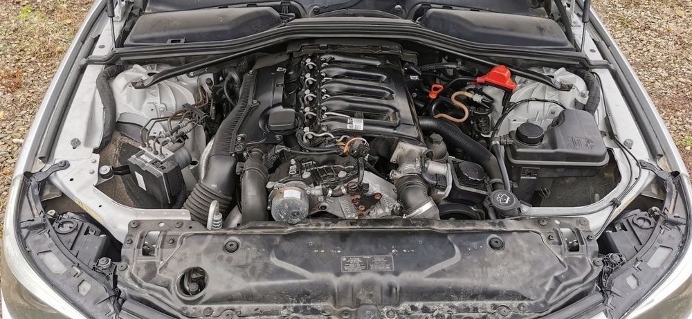 Bmw E61 Touring Mpakiet 530xd 3.0 Diesel M57 Xdrive Zamiana