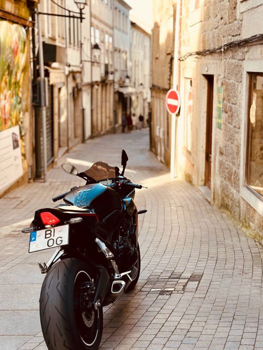 CBR 650 R 35kw Deslimitada