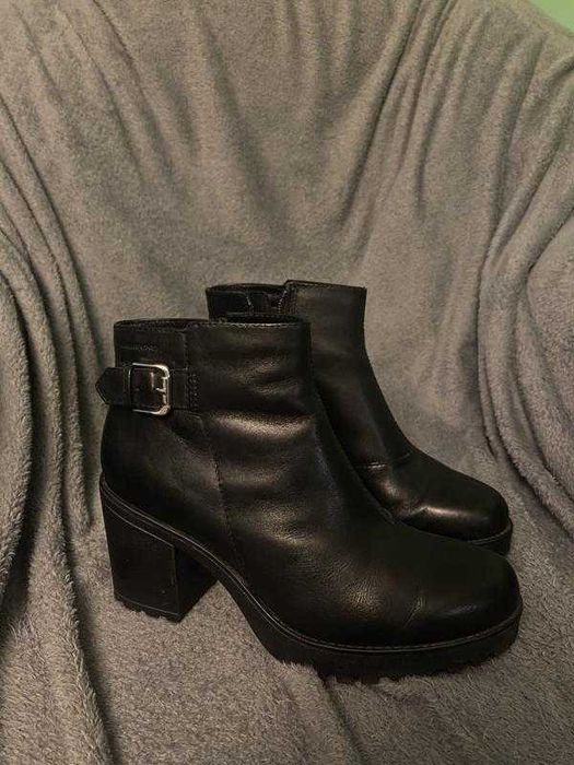 Шкіряні ботильйони Vagabond чорні