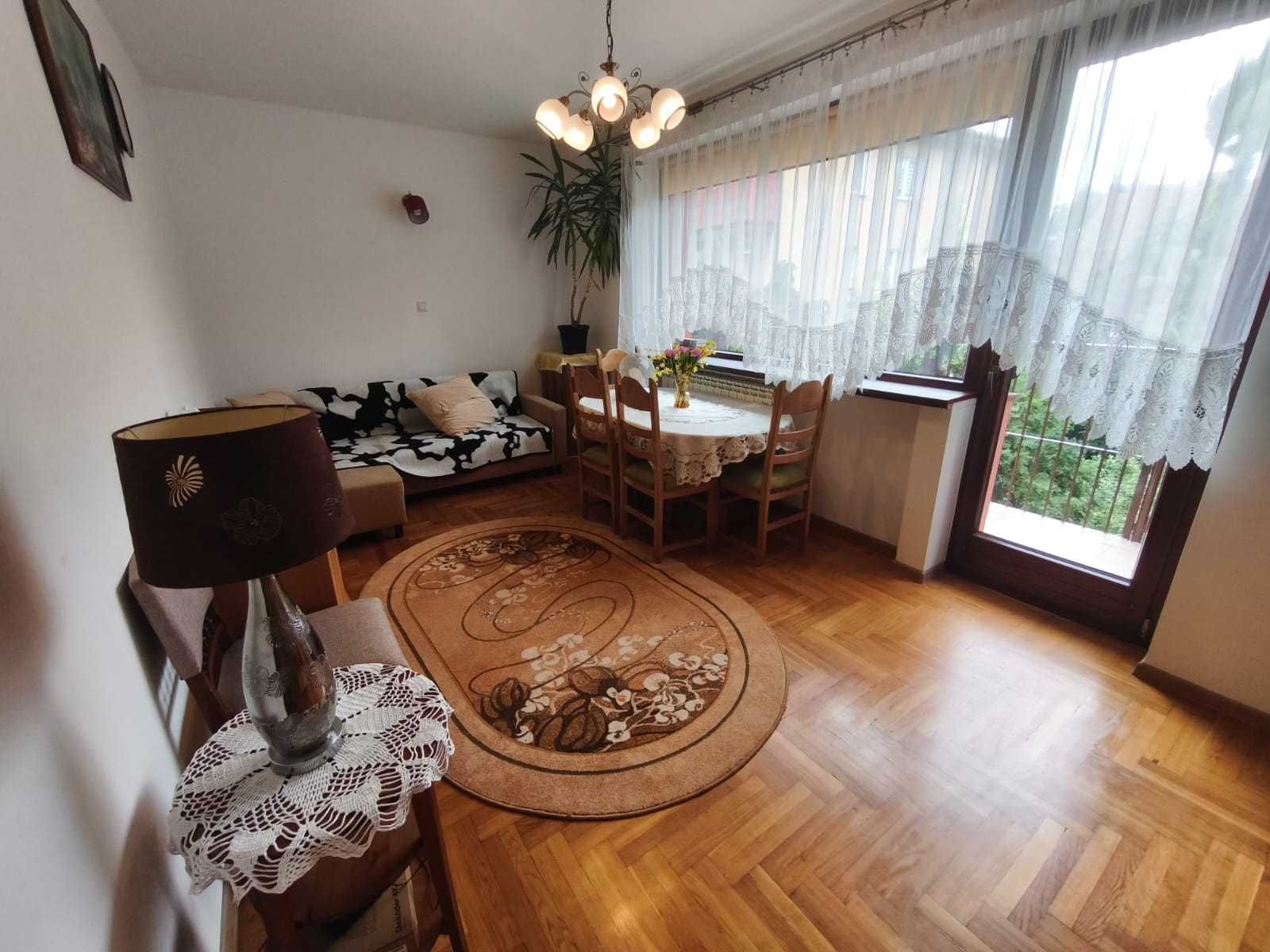 Na wynajem 3- pokojowe mieszkanie z dużym balkonem  ul. Makuszyńskiego