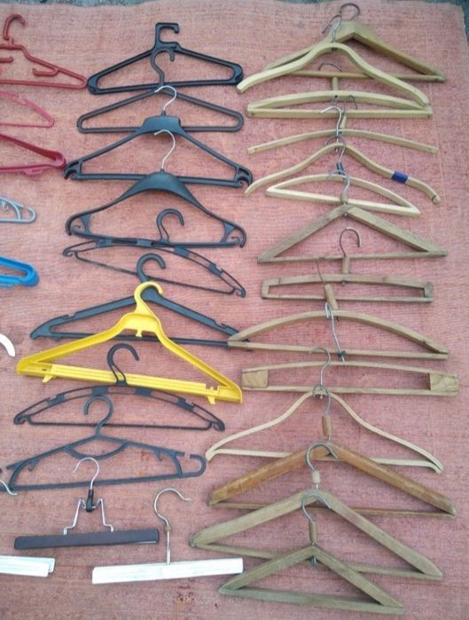 1 пакетом вешалка для одежды в шкаф