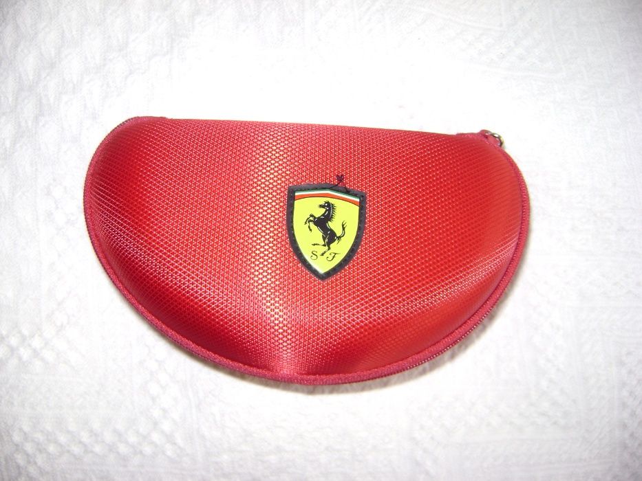 Óculos Sol Ferrari FR0073