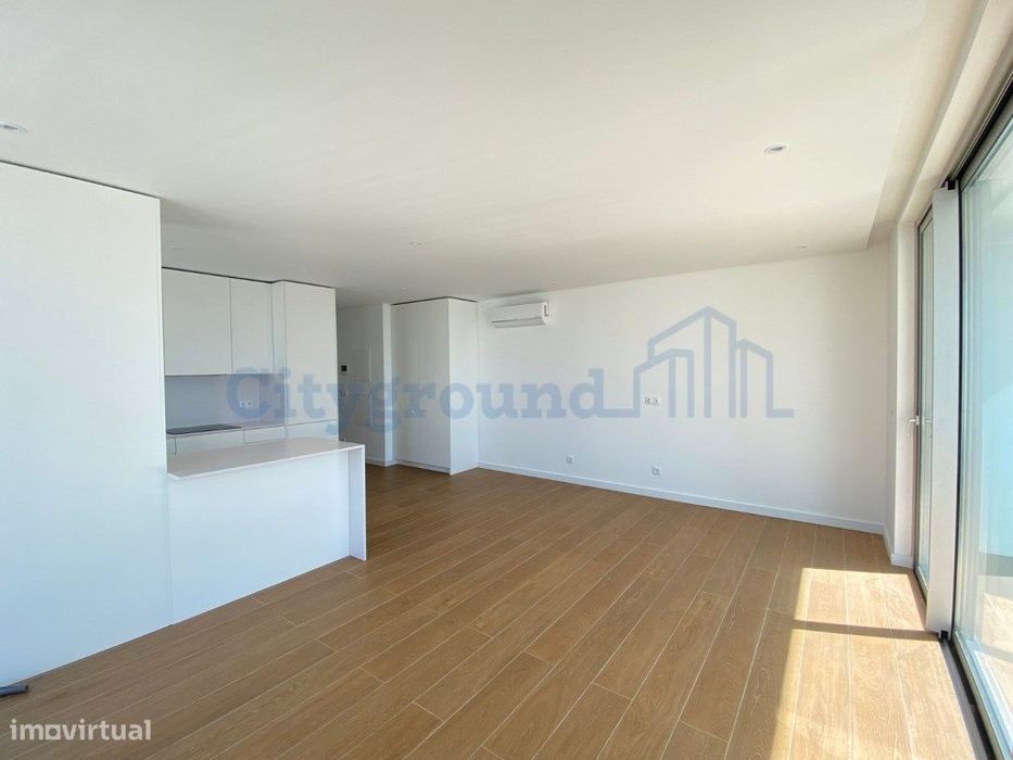 Apartamento T1 em frente à praia de São Martinho do Porto