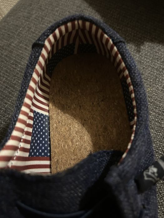 Чоловічи мокасини темно синього кольору дуже легкі і комфортні 42,5