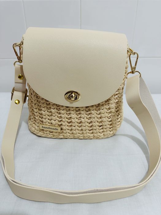Bolsas Artesanais em Crochê