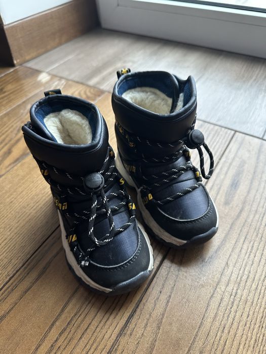 Зимові черевики/ чоботи