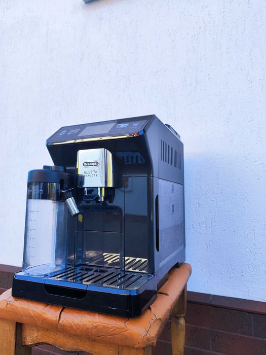 Кавомашина кофемашина Delonghi Eletta Explore ECAM 450.65