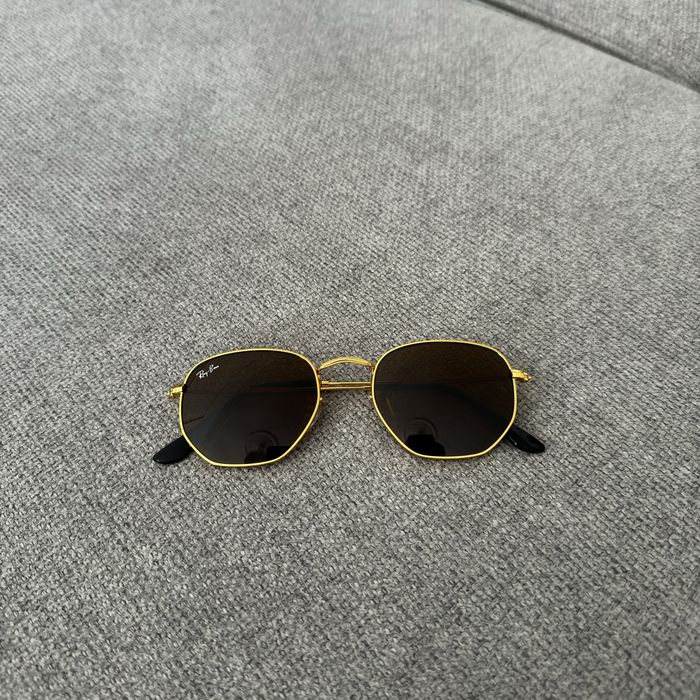 Vendo 2 oculos de sol ray ban