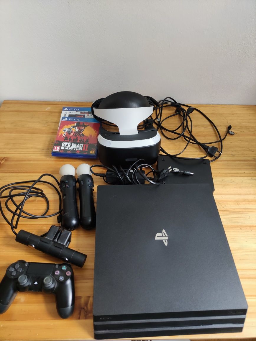 PS4 PRO 1TB+pad+2x move+GOGLE VR+kamera