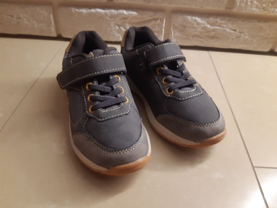 NOWE Buty chłopięce Victory, rozmiar 31