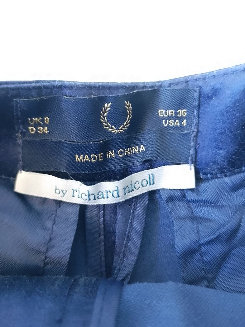Фірмові шорти Fred Perry ( by Richard Nocoll)