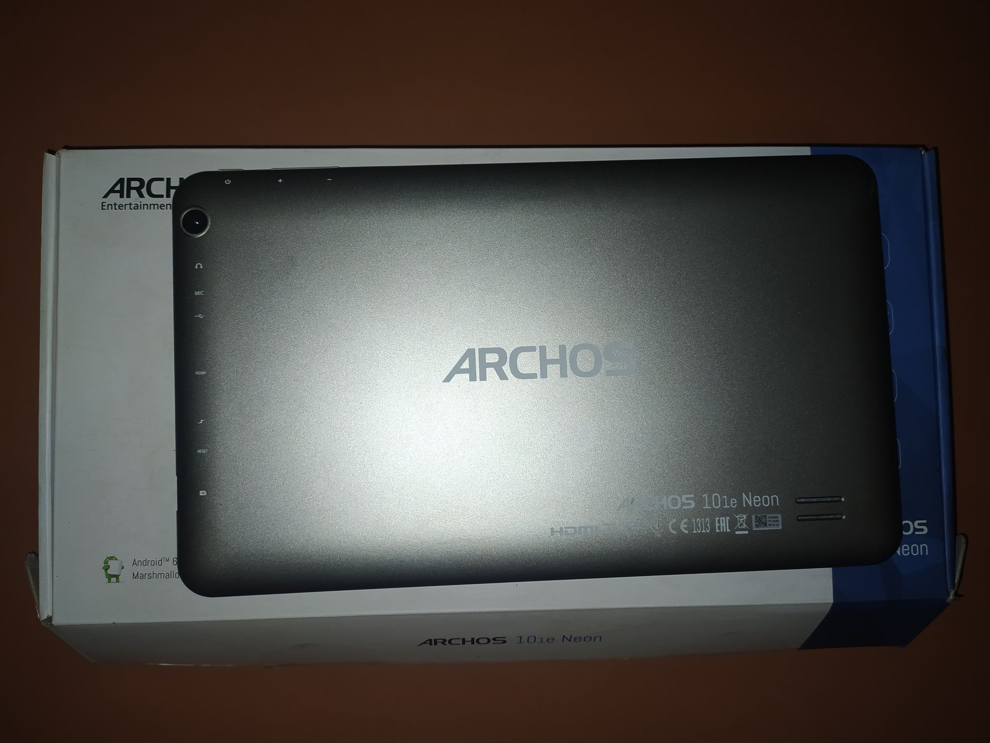 Планшет Archos 101e neon