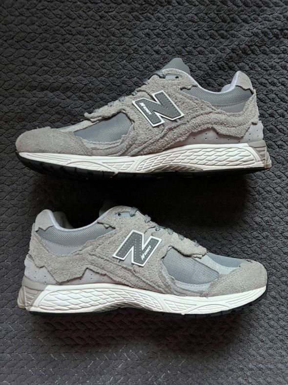 New Balance 2002R protection pack