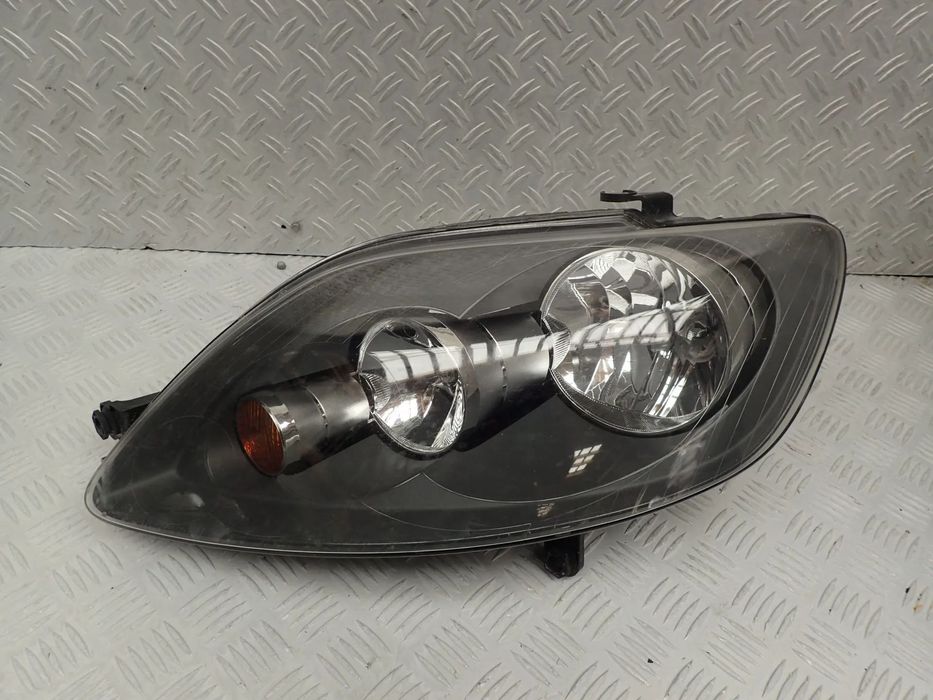 LAMPA LEWY PRZÓD VW GOLF V PLUS EUROPA  DOSTEPNE 2 SZT    5M1941005B