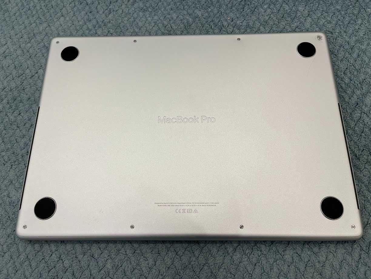 Macbook Pro 14" 2021 M1 Pro / 16Gb DDR5 / SSD 1Tb - повний комплект!
