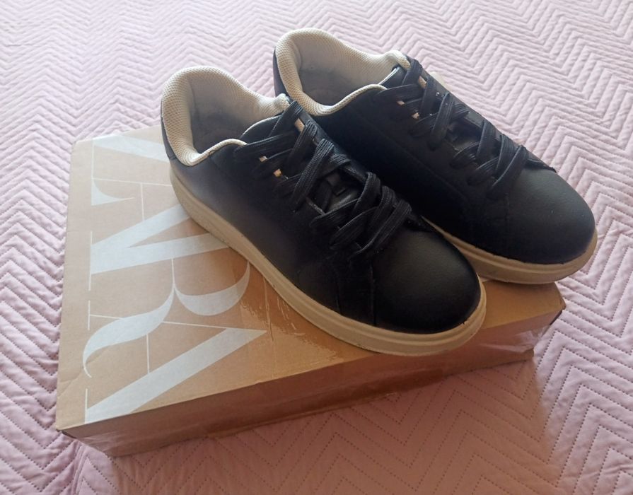 Продам кроссовки, размер 41