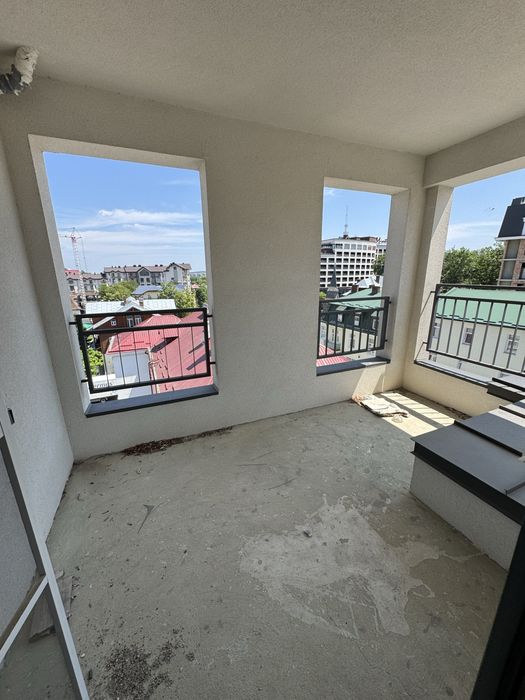 Продам 2-кімнатну квартиру в центрі Трускавця (ЖК “Імперіал”)