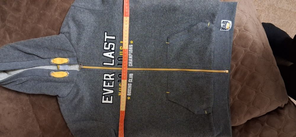 Тепле худі Everlast на 13 років.
